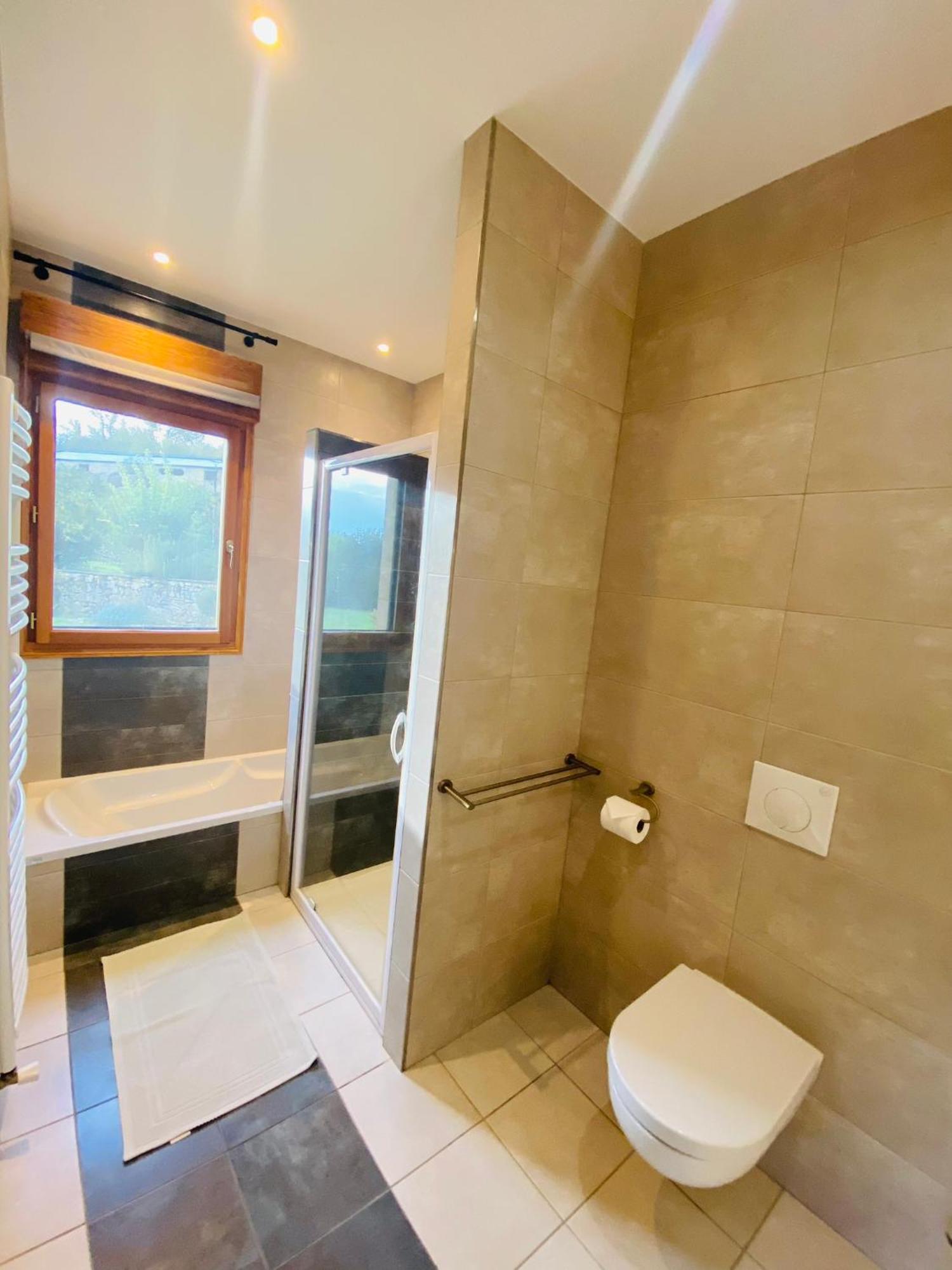 Le Hibou Heureux Bed & Breakfast Bezenac Luaran gambar