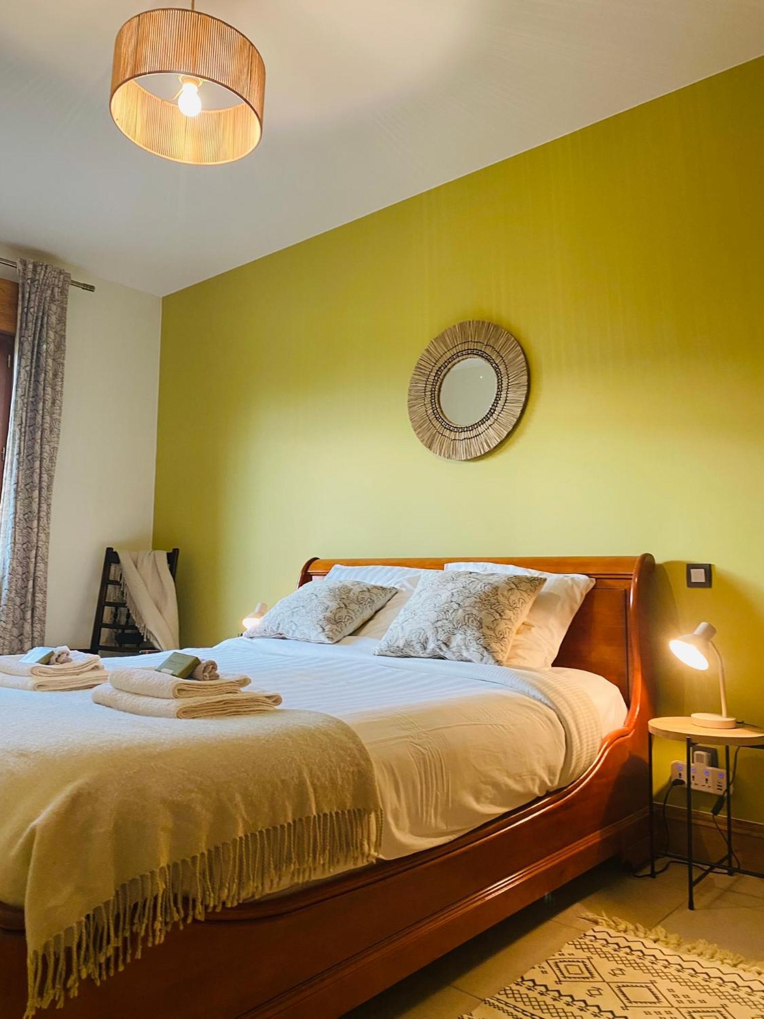 Le Hibou Heureux Bed & Breakfast Bezenac Luaran gambar